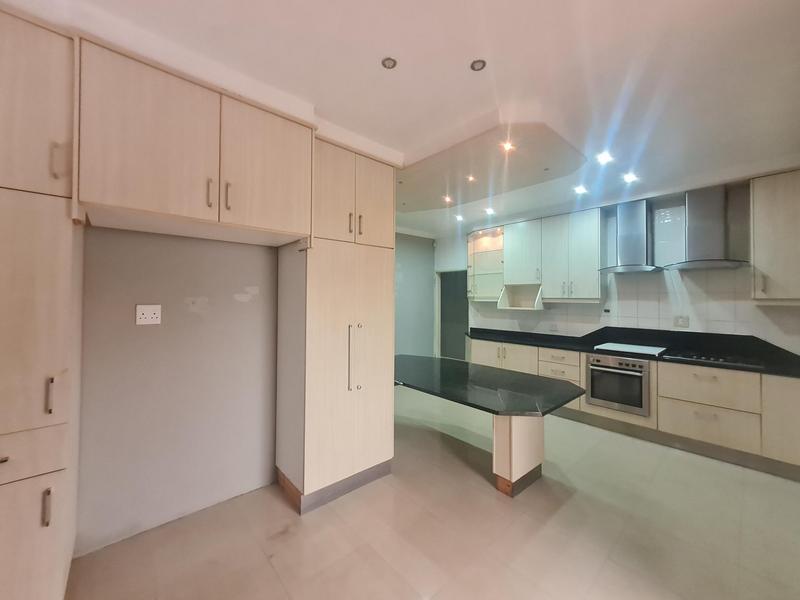 To Let 3 Bedroom Property for Rent in Strand Western Cape